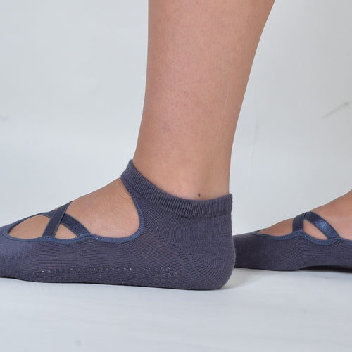 Ballerina dark purple