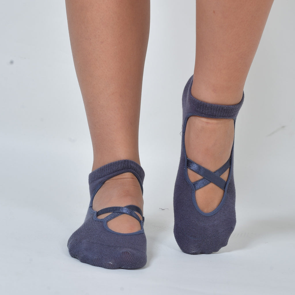 Ballerina dark purple